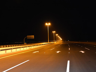 مشروع إعادة سفلتة وإستبدال إنارة الطریق الدولي بمنفذ سلوى (35)