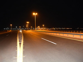 مشروع إعادة سفلتة وإستبدال إنارة الطریق الدولي بمنفذ سلوى (36)